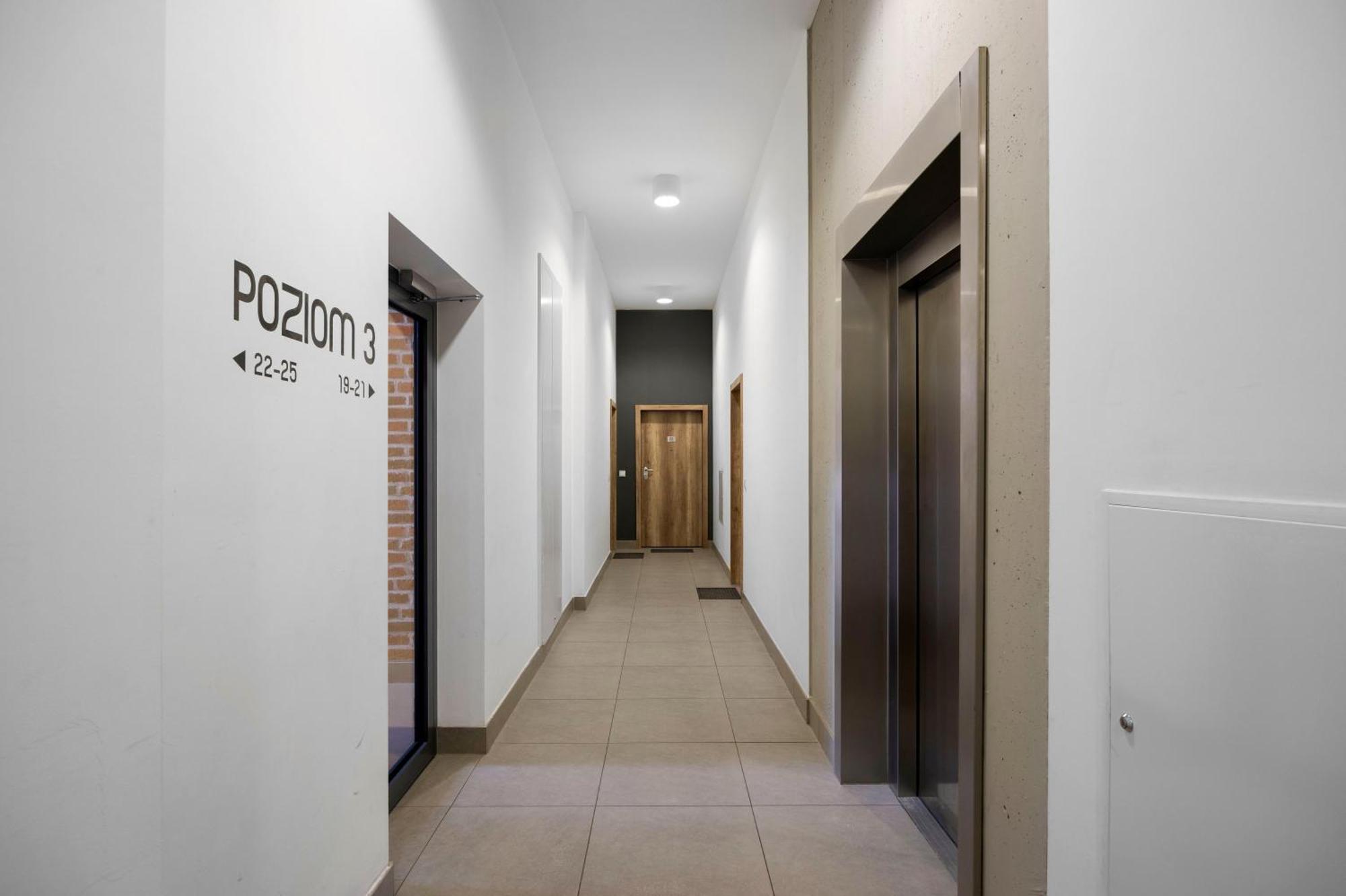 Brooklyn Loft Apartment - Old Town, Free Parking Breslavia Esterno foto